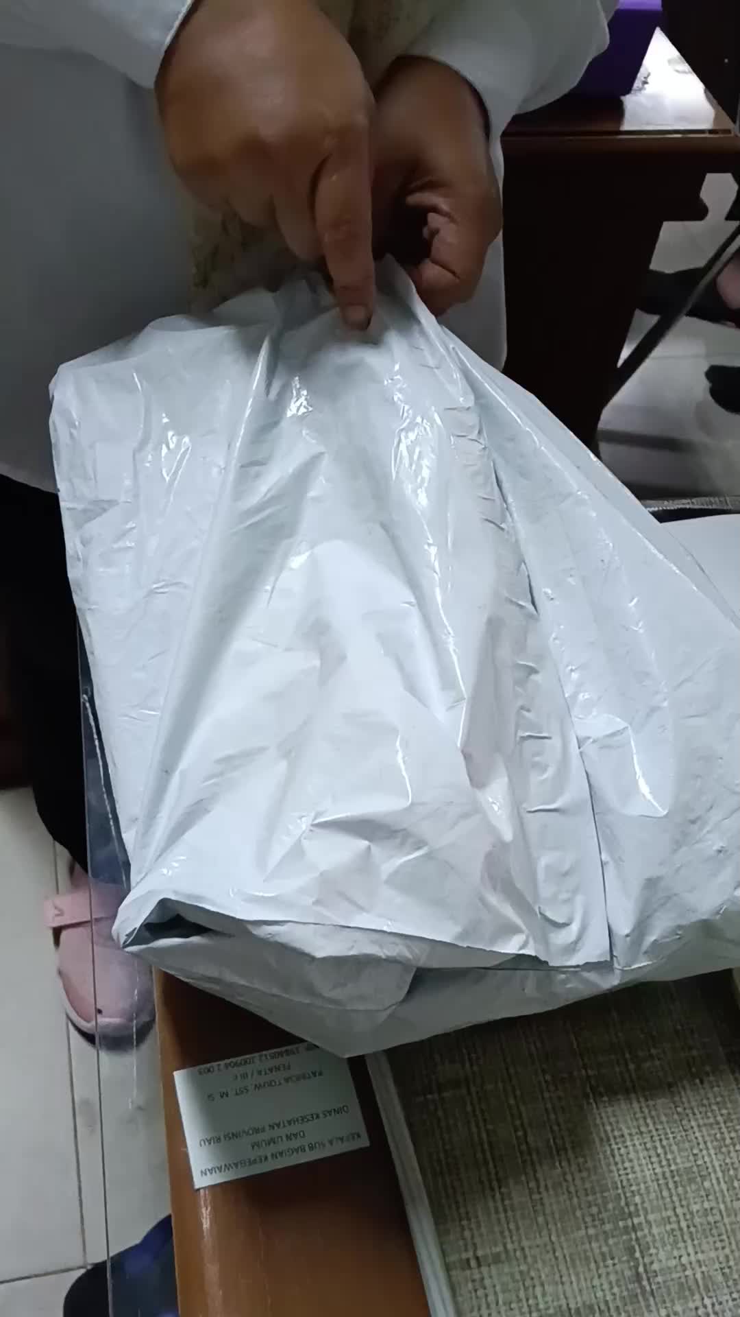 review image 0