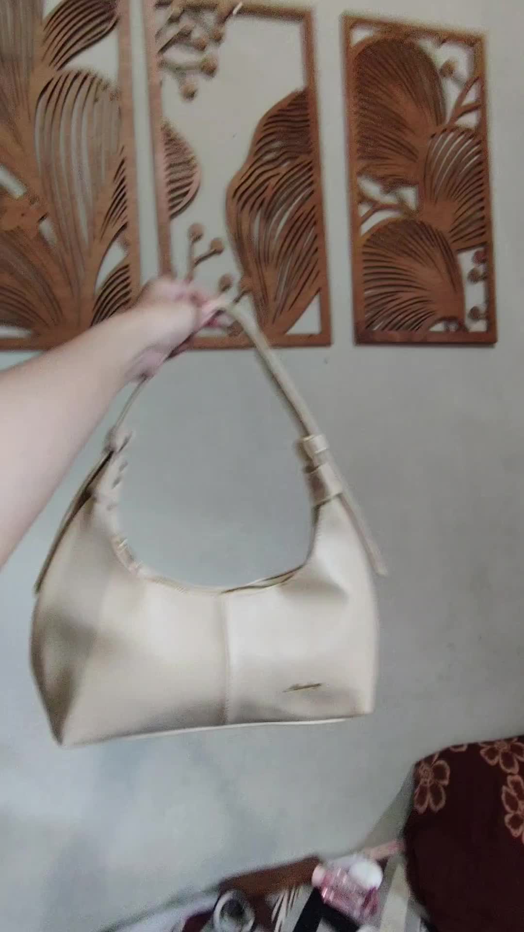 review image 0