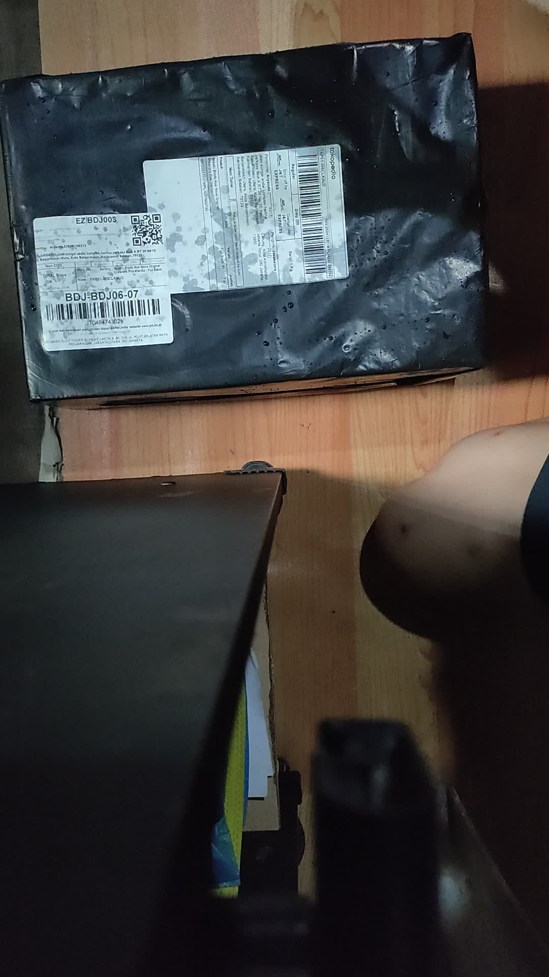 review image 0