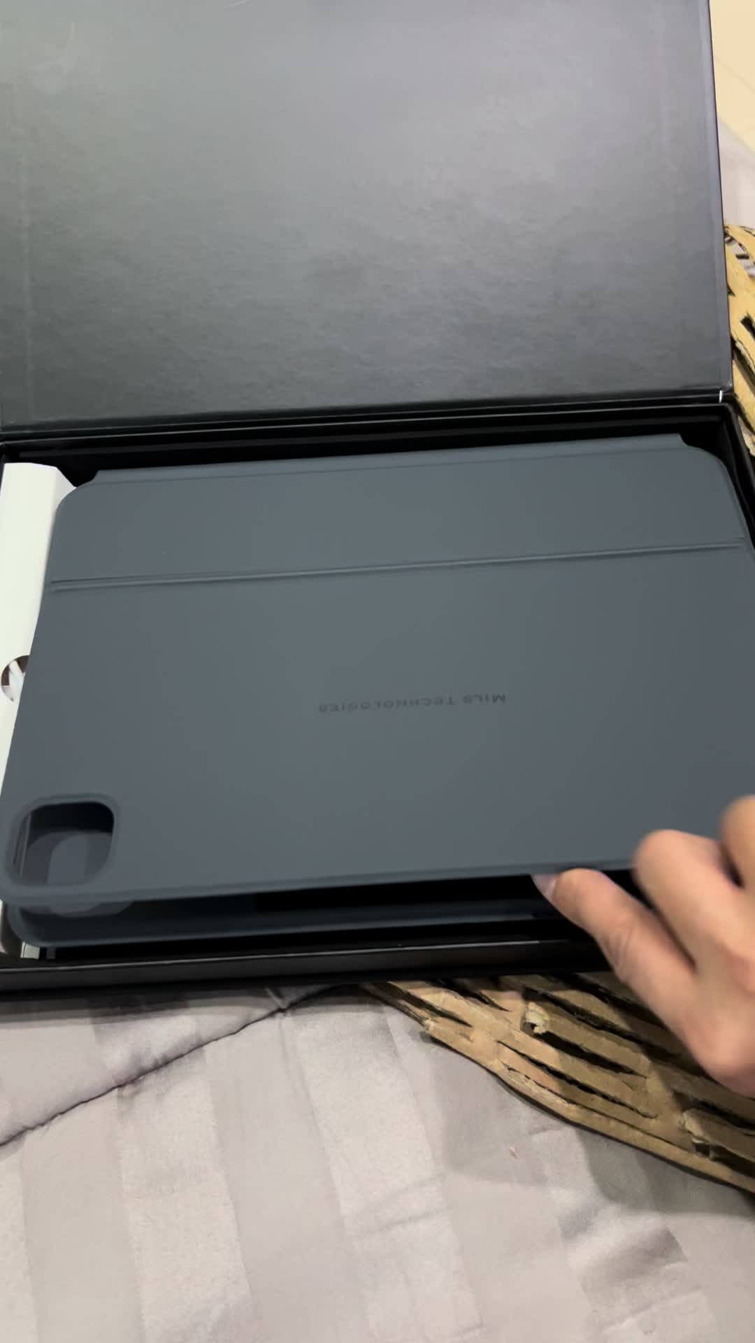 review image 0