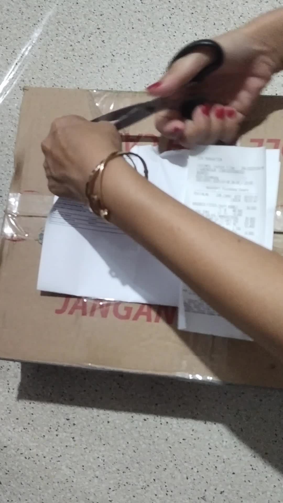 review image 0