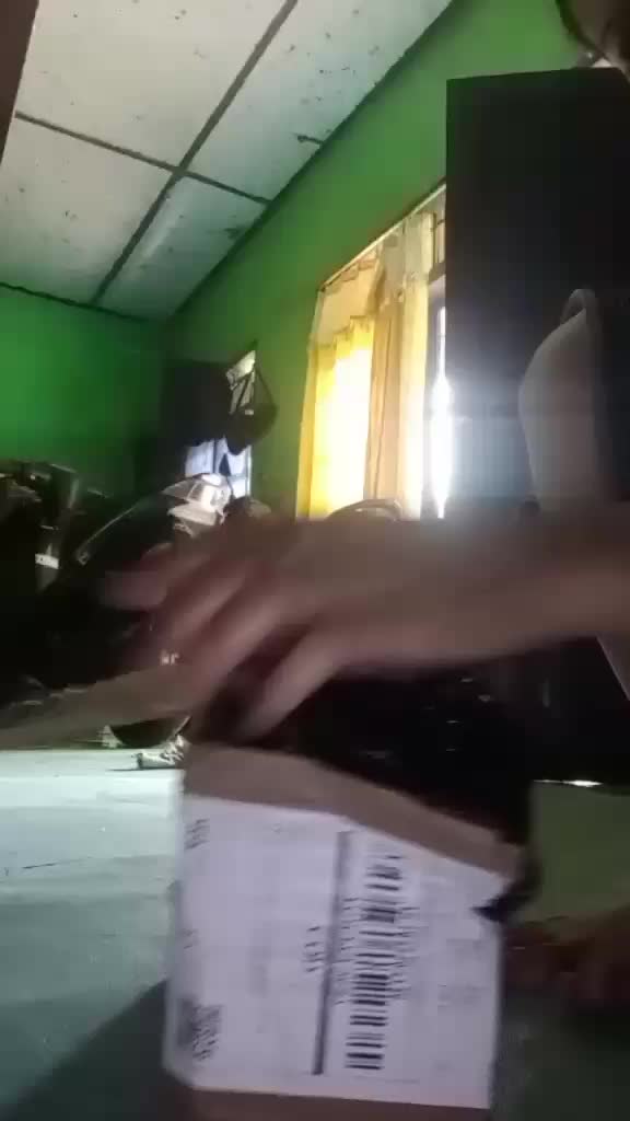 review image 0