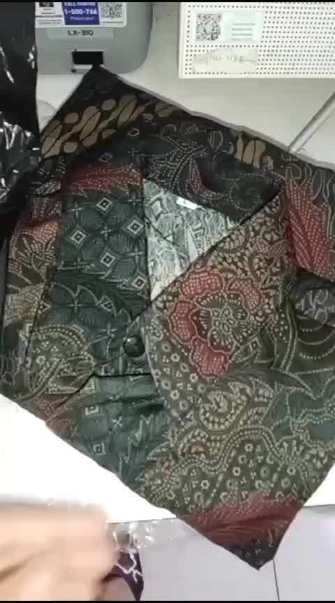review image 0