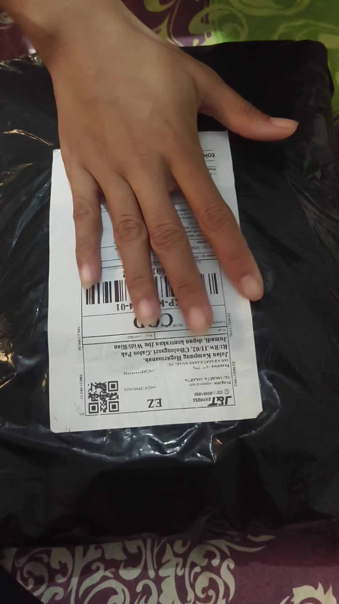 review image 0