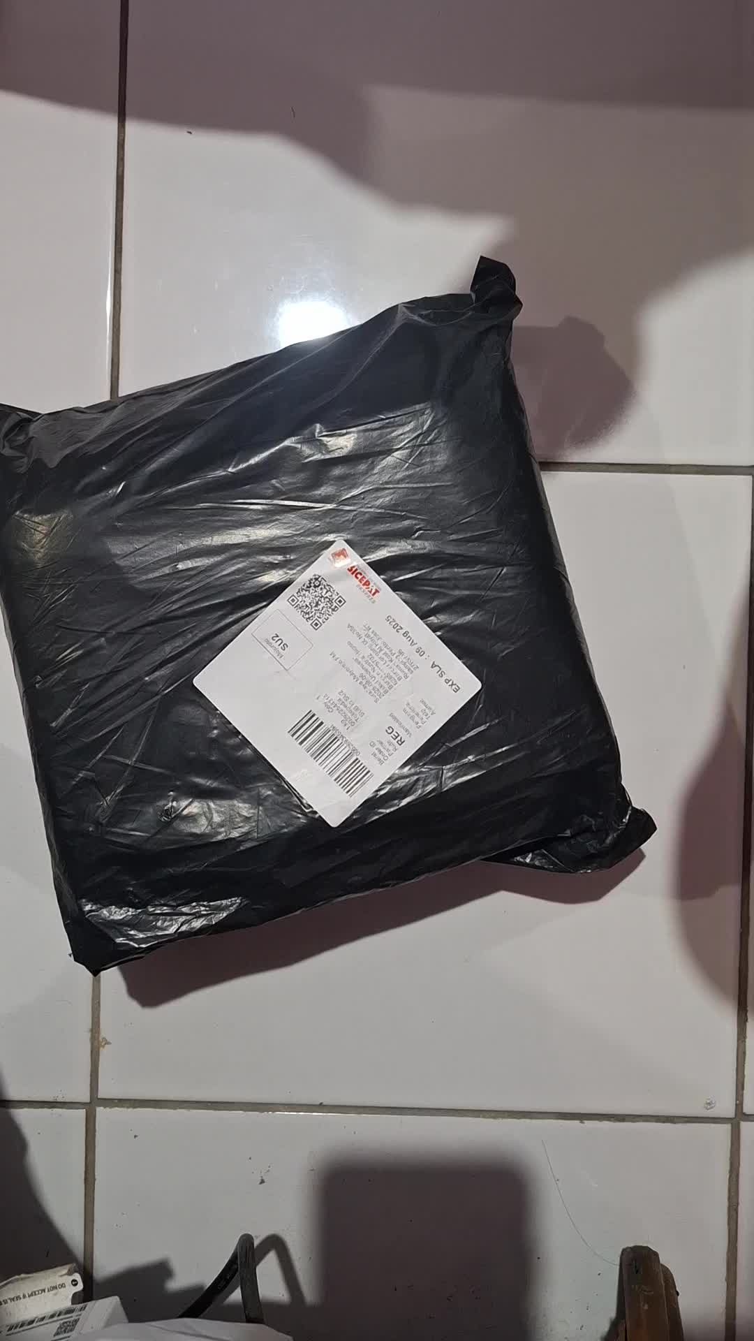 review image 0