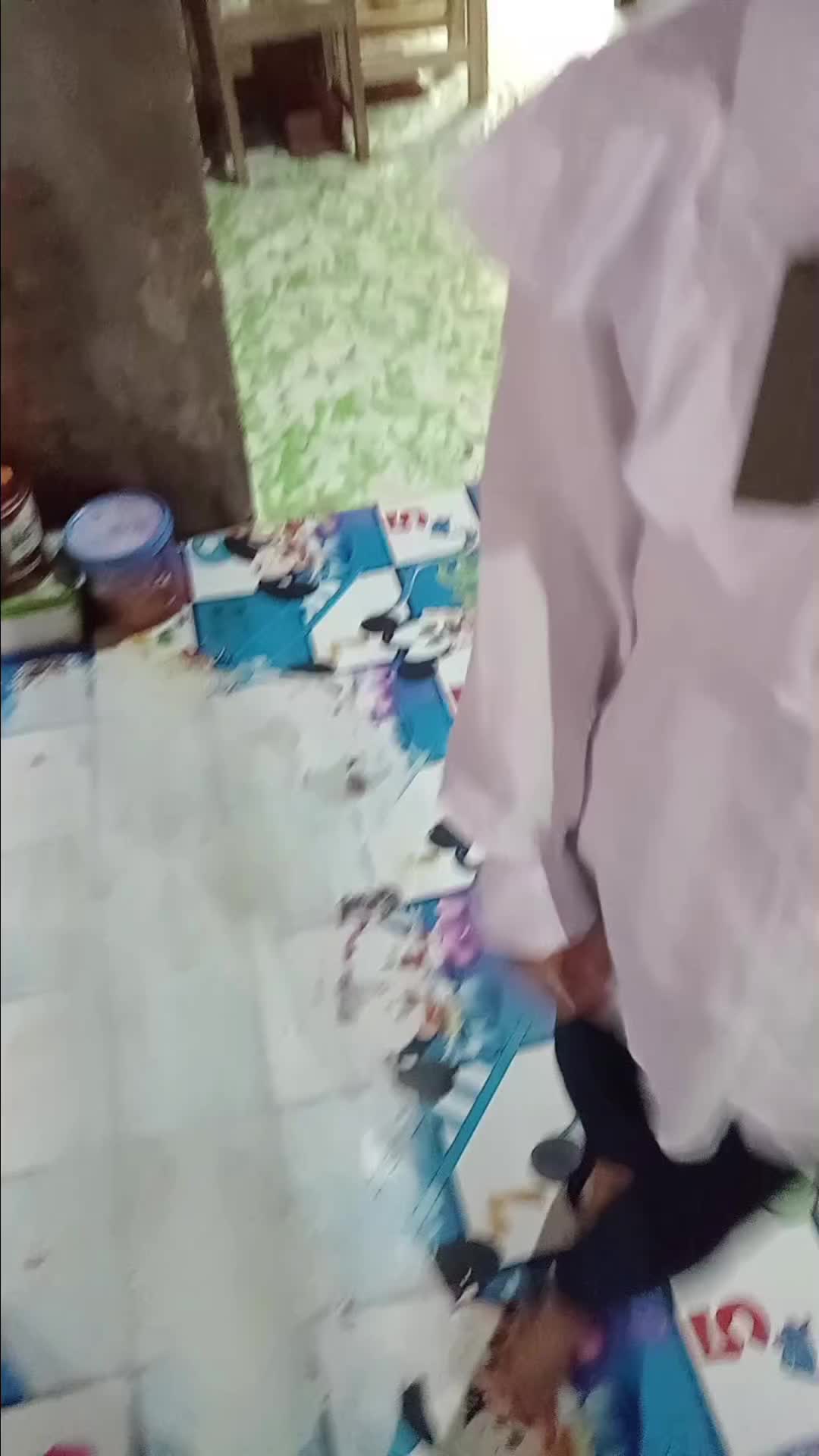 review image 0
