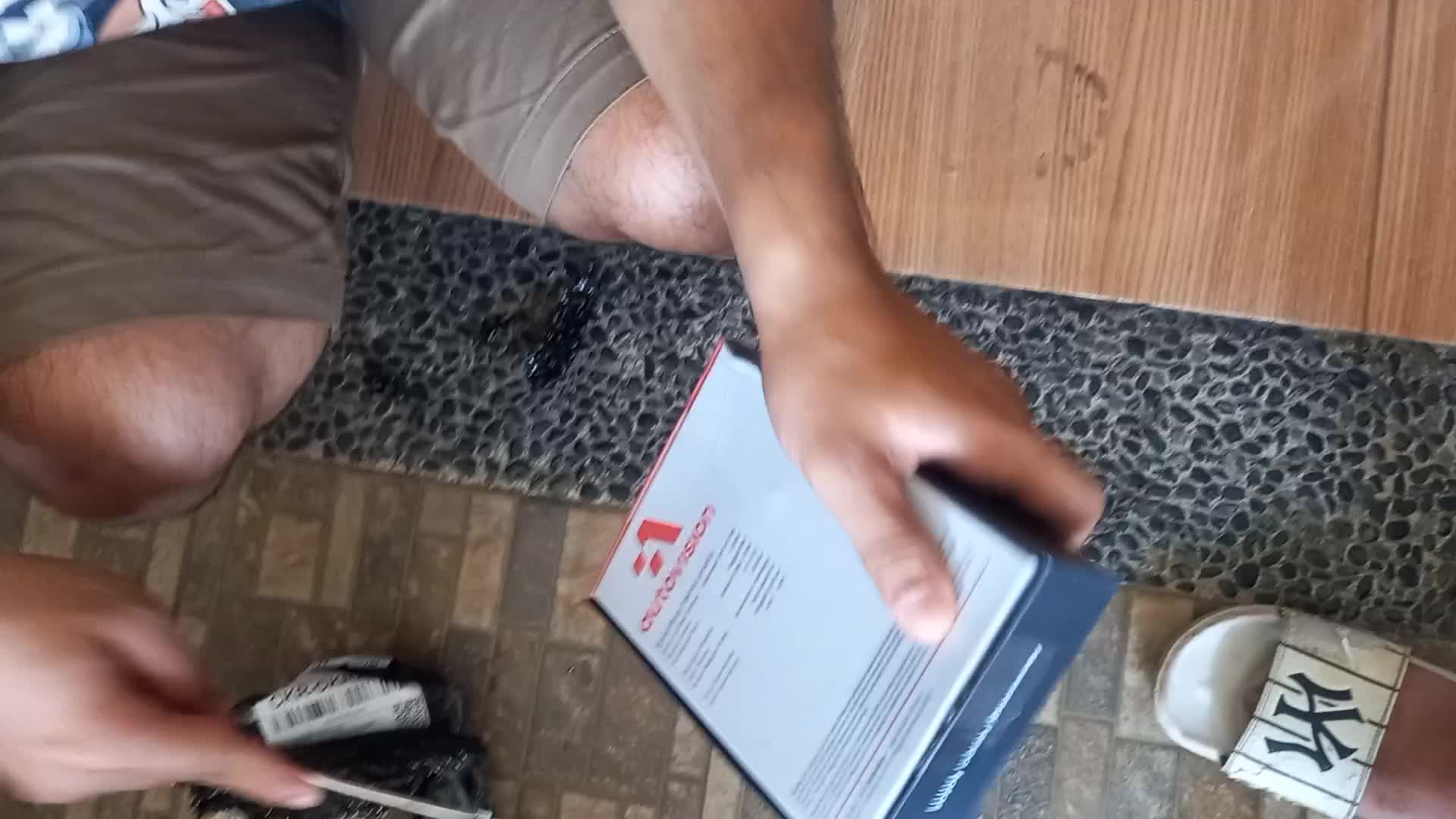 review image 0