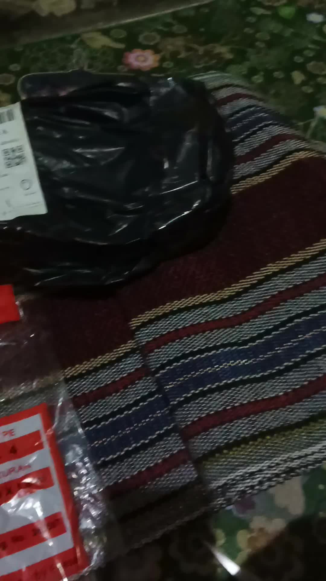 review image 0