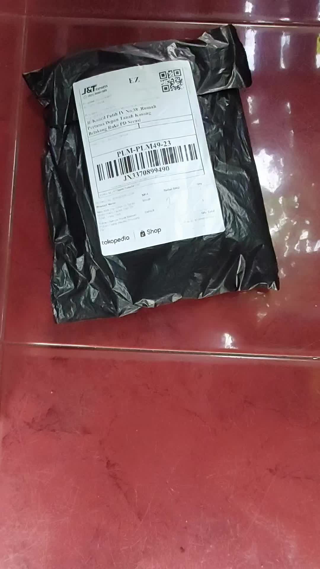 review image 0