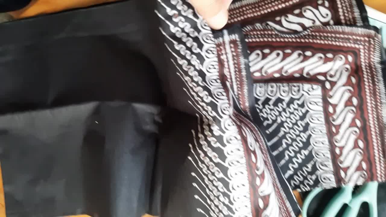 review image 0