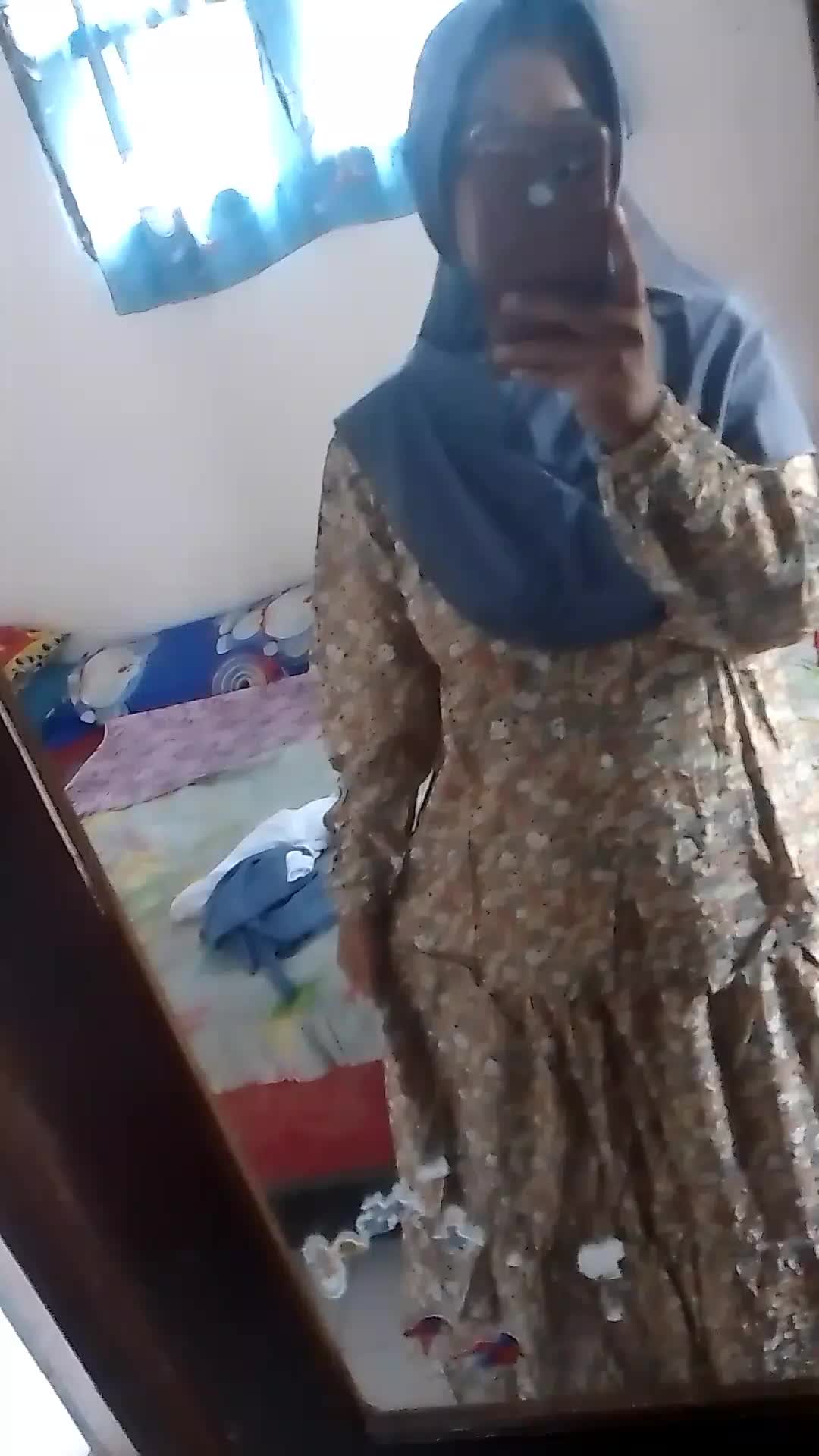 review image 0