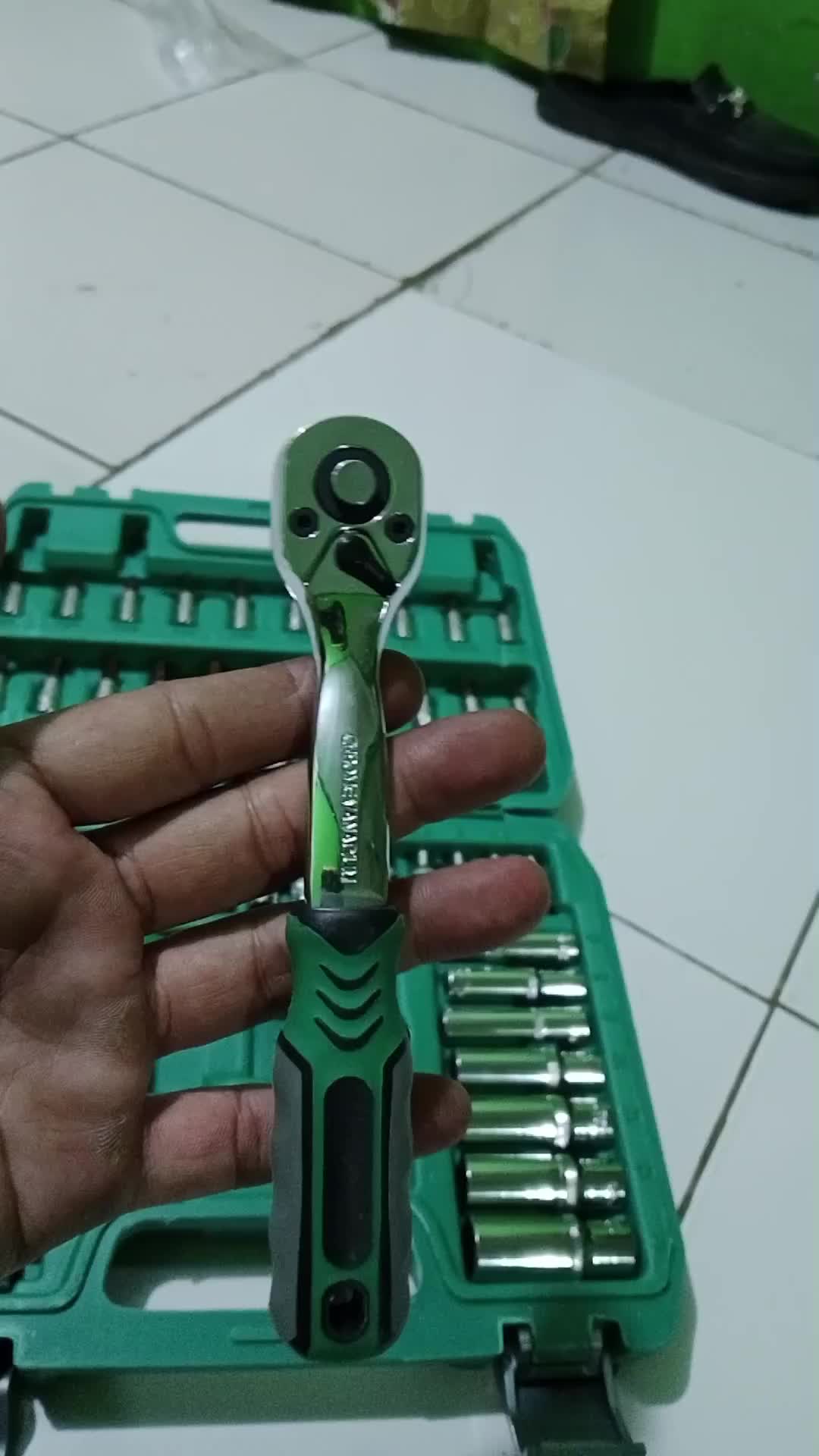 review image 0