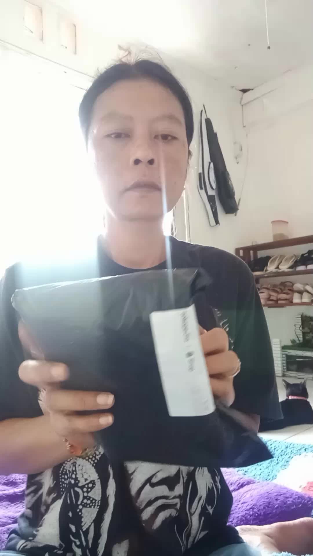 review image 0