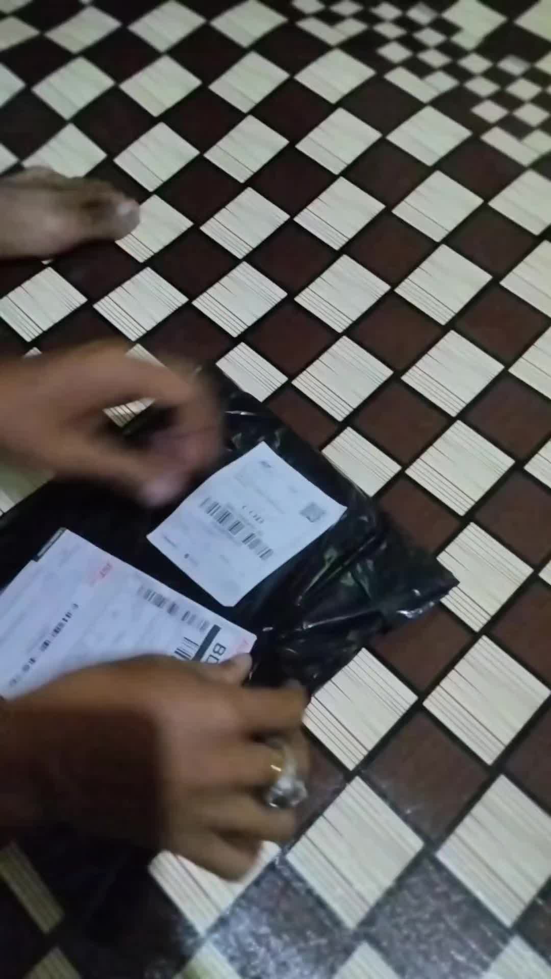 review image 0