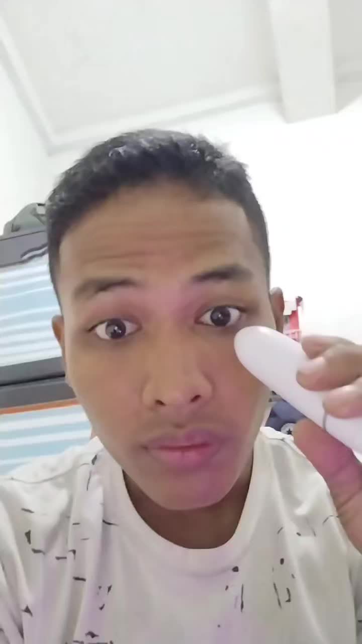 review image 0