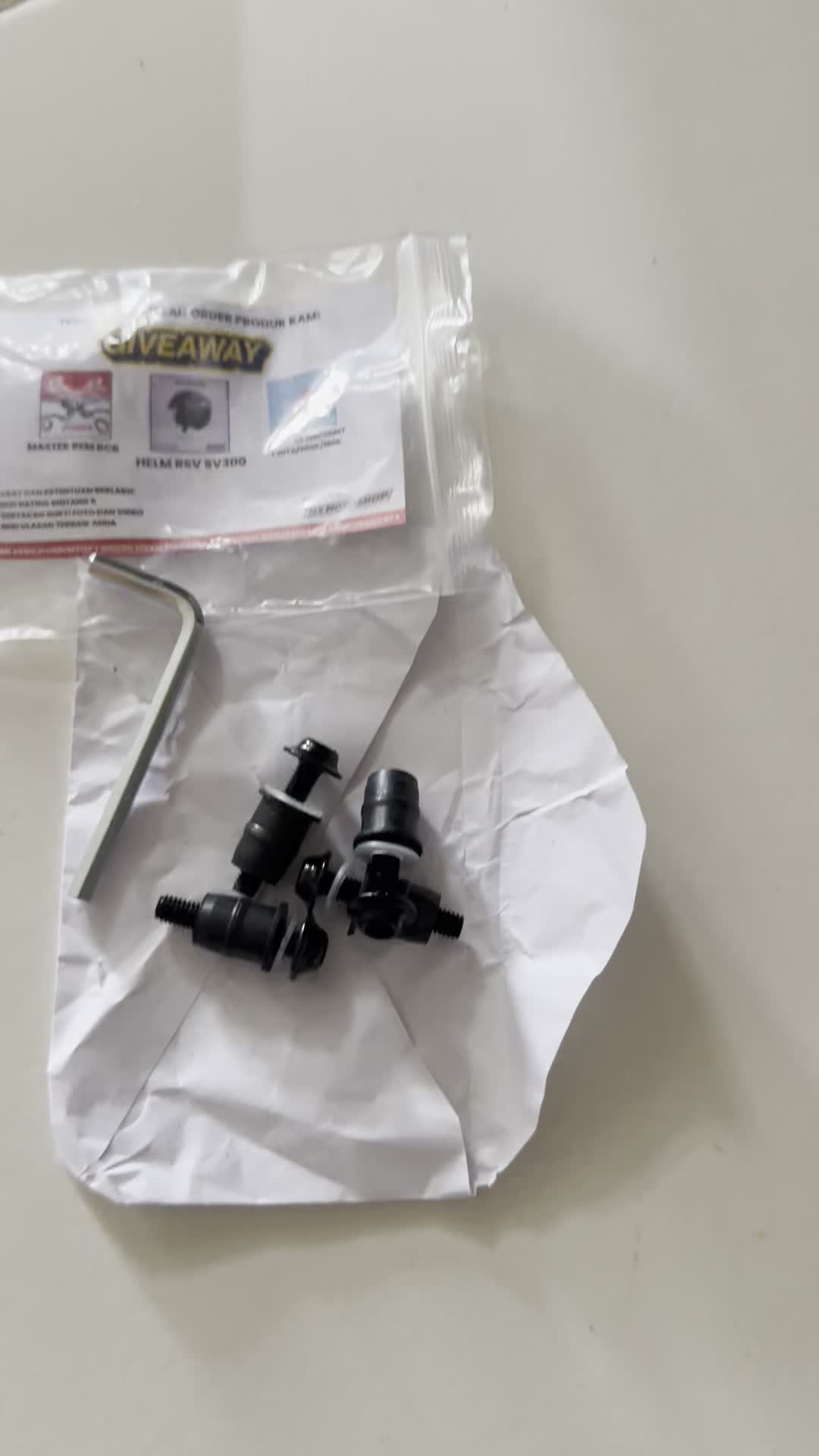 review image 0