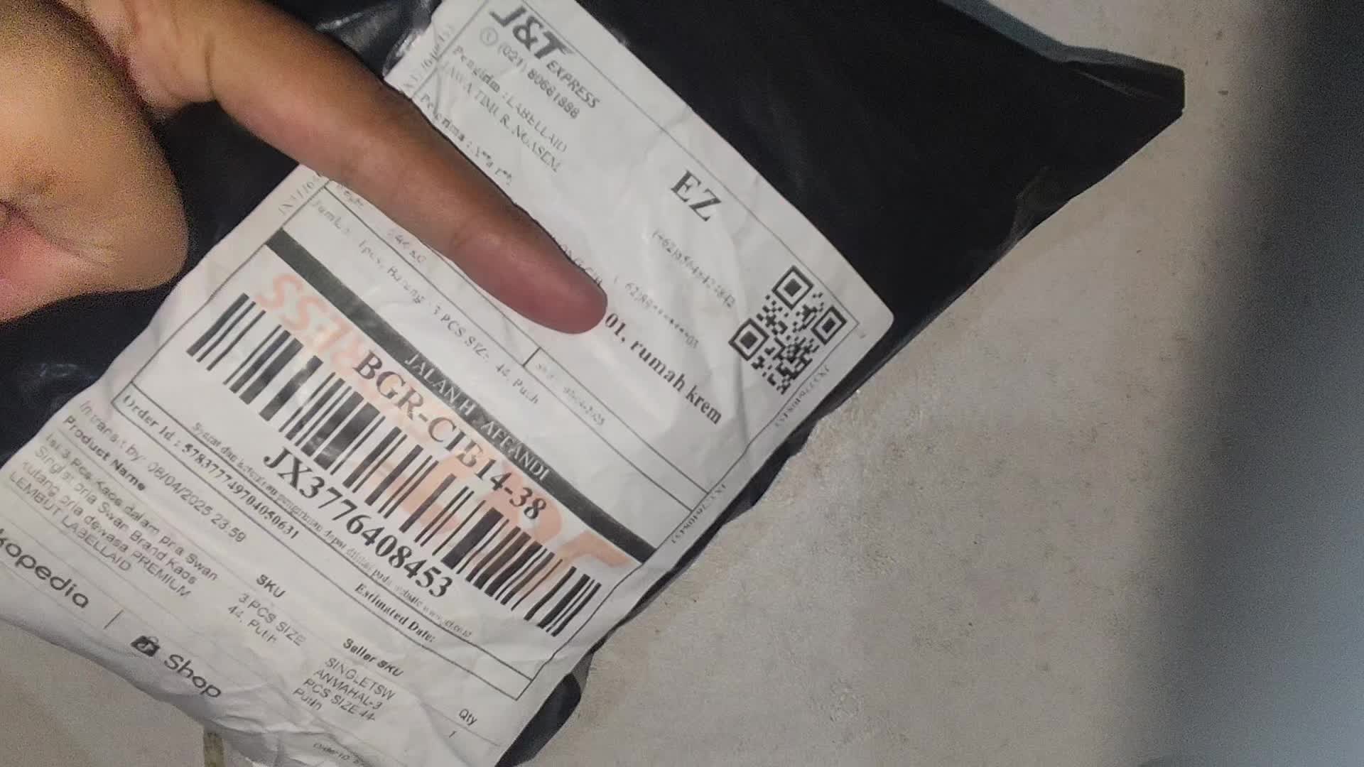 review image 0