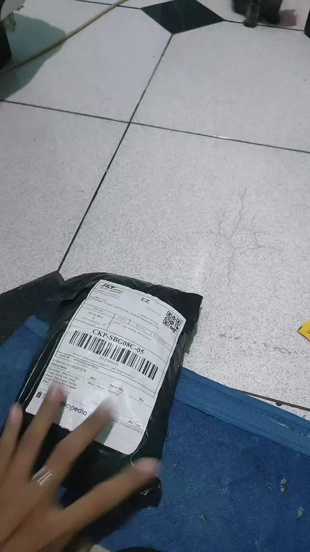 review image 0