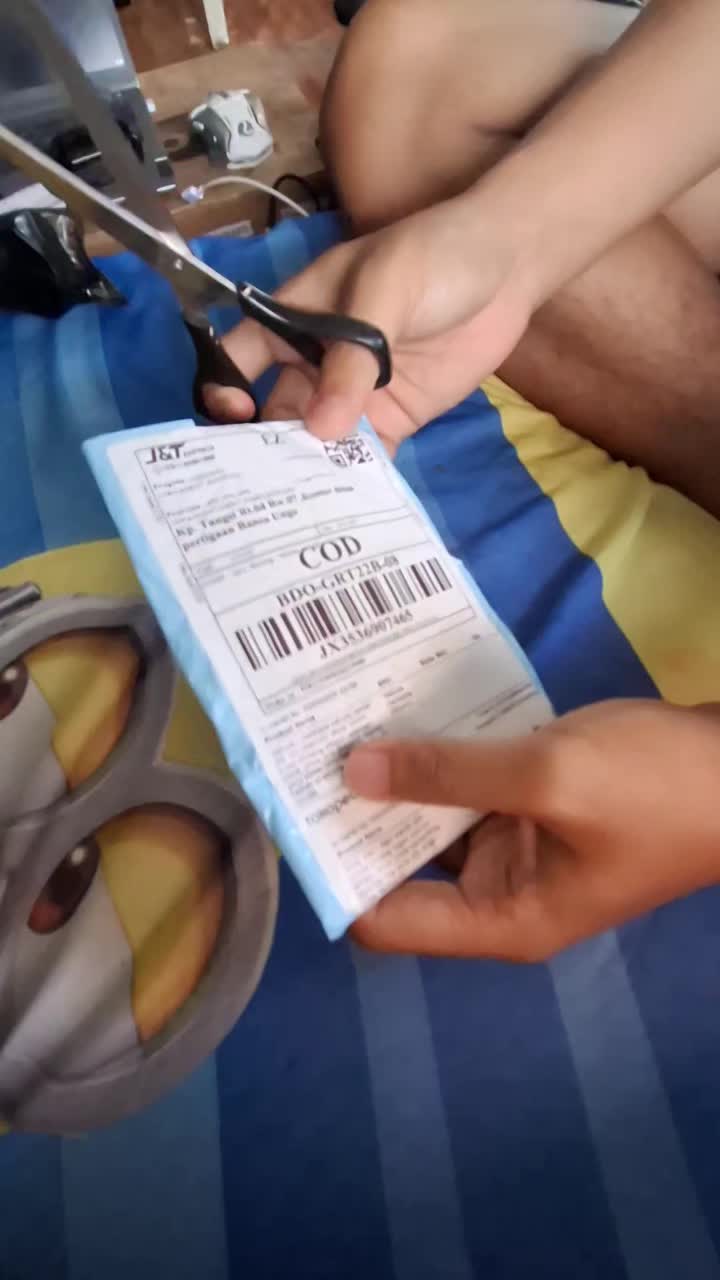 review image 0
