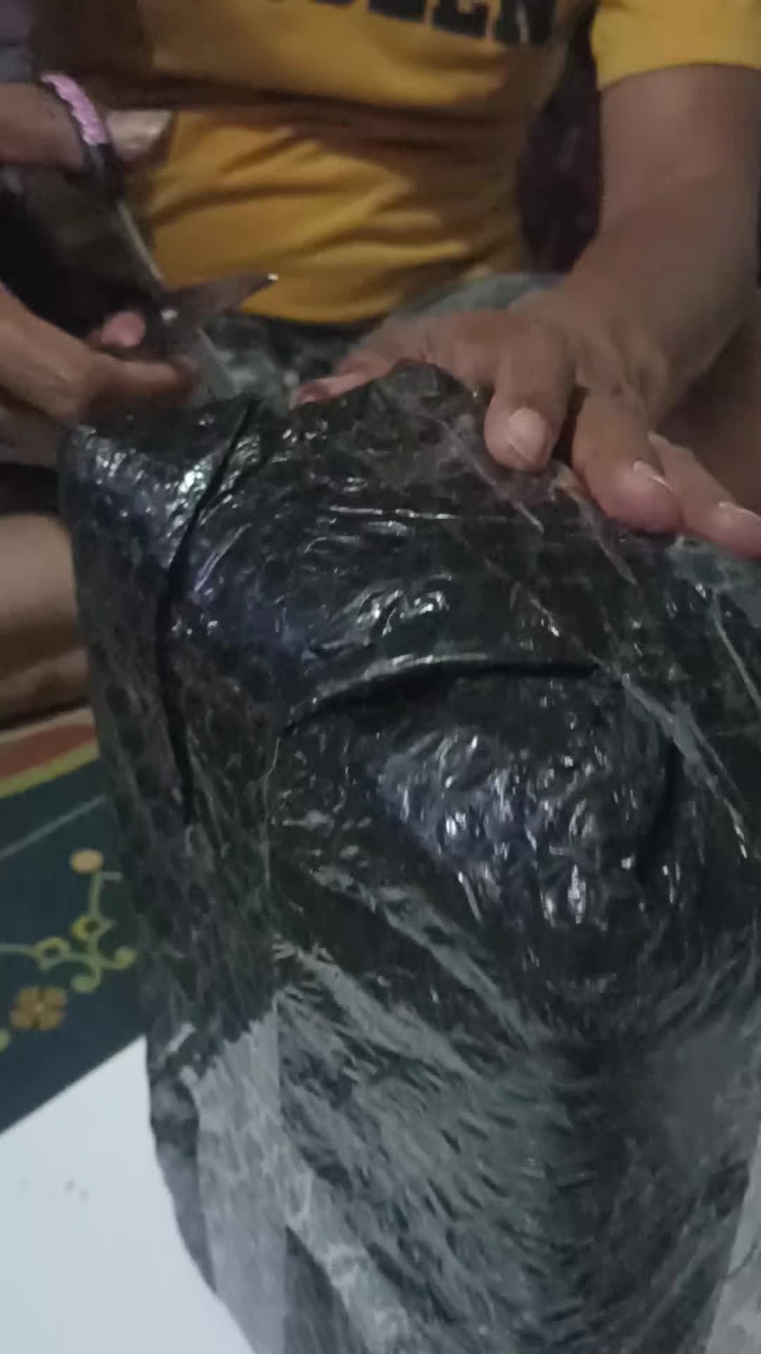 review image 0