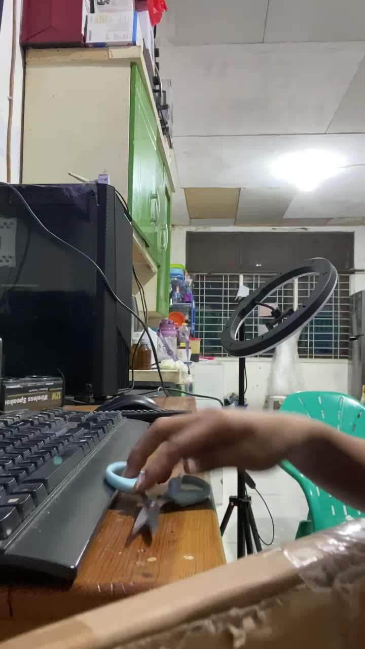 review image 0