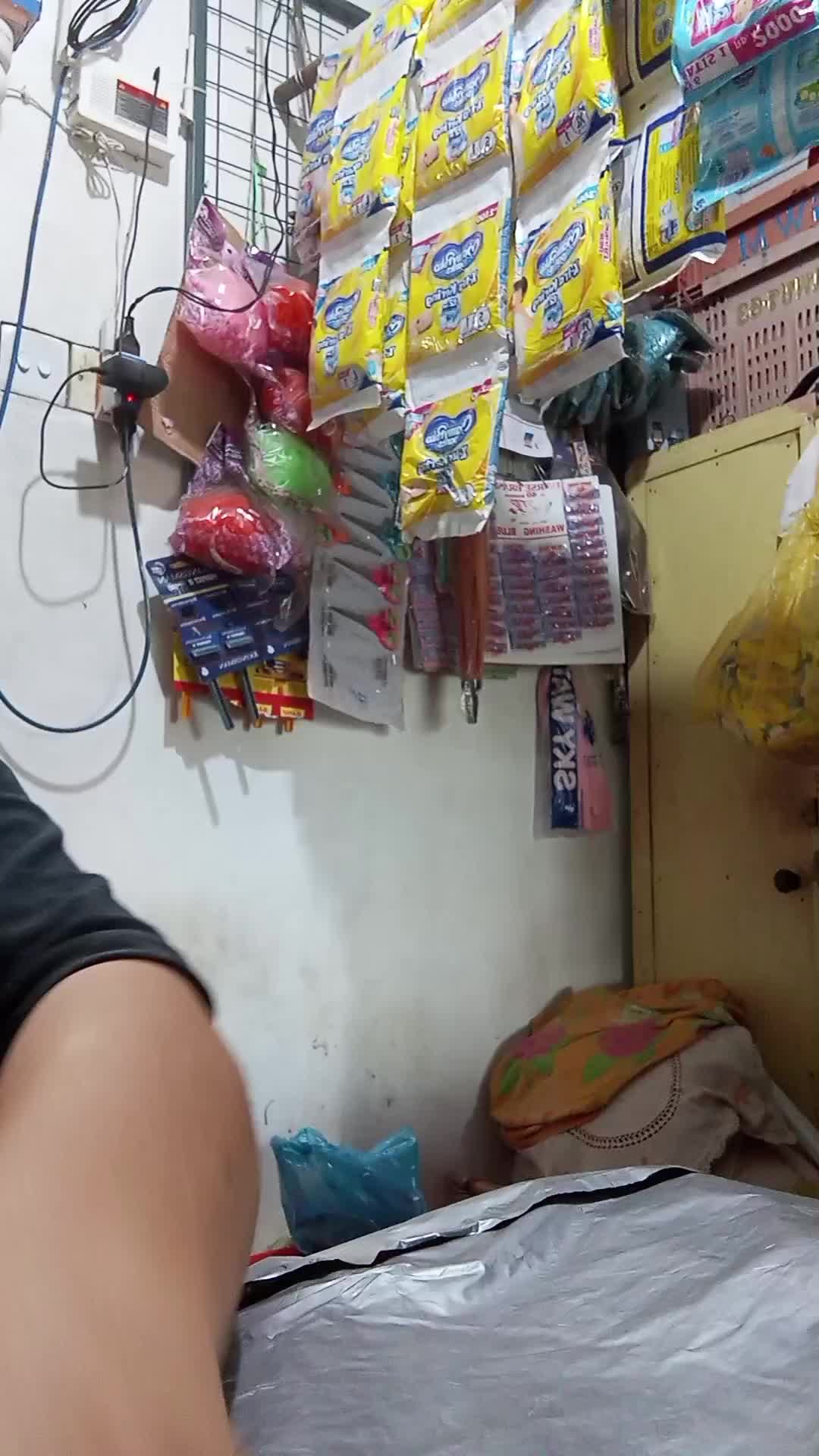 review image 0