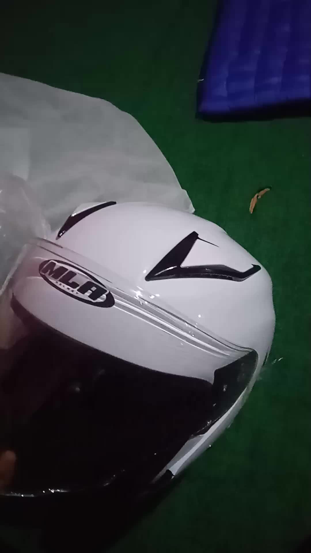 review image 0