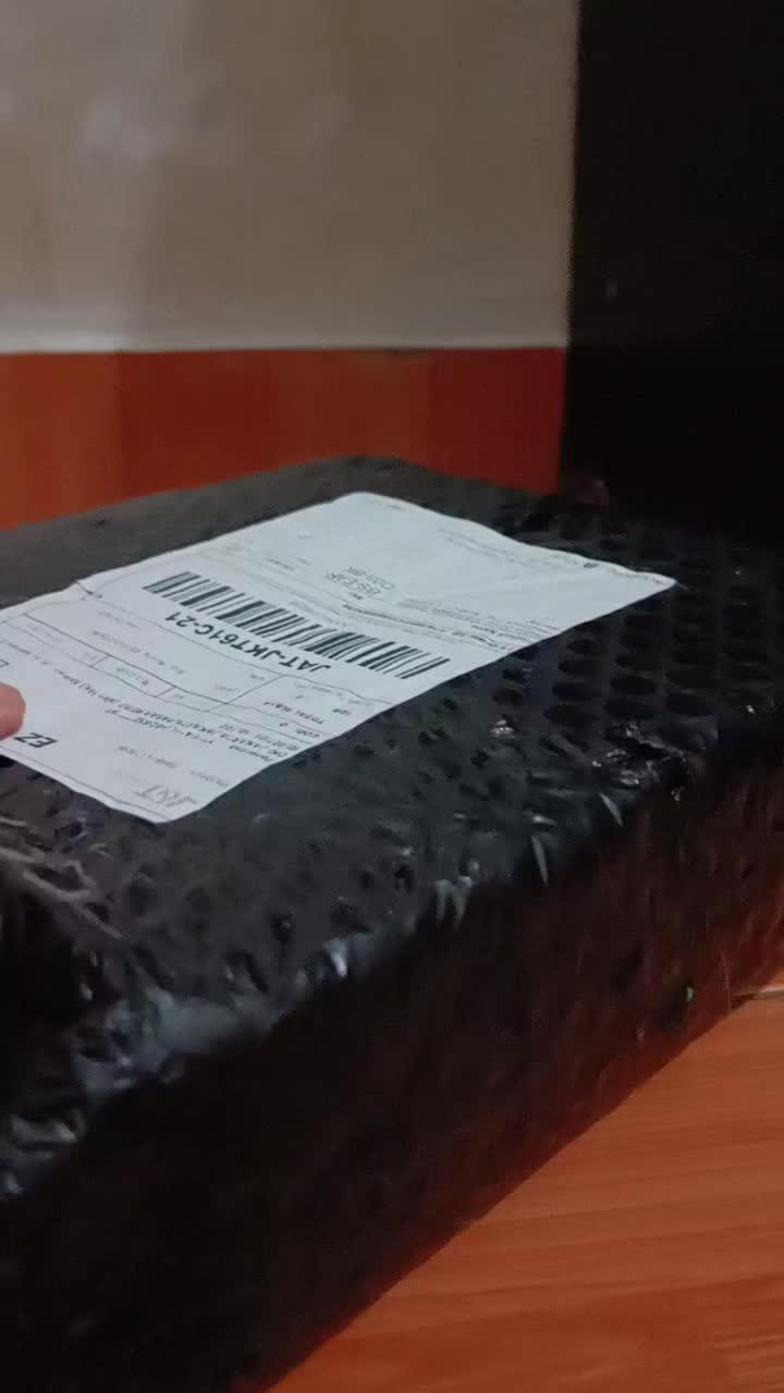 review image 0