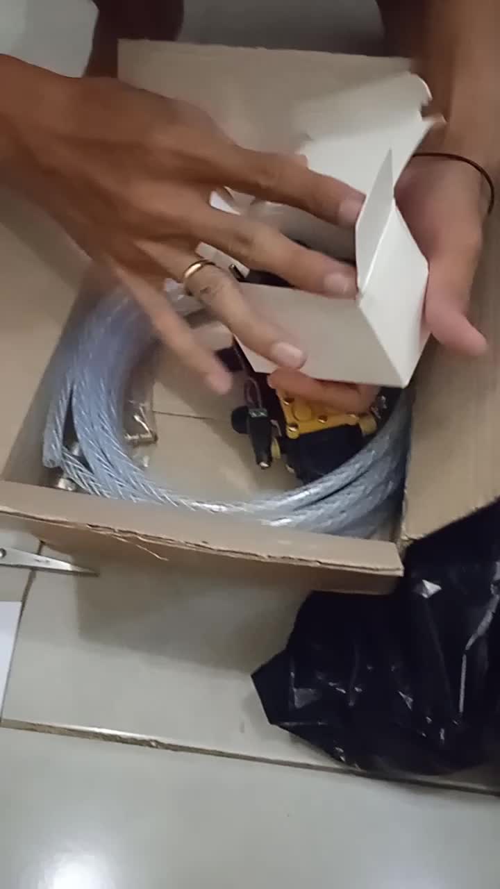 review image 0