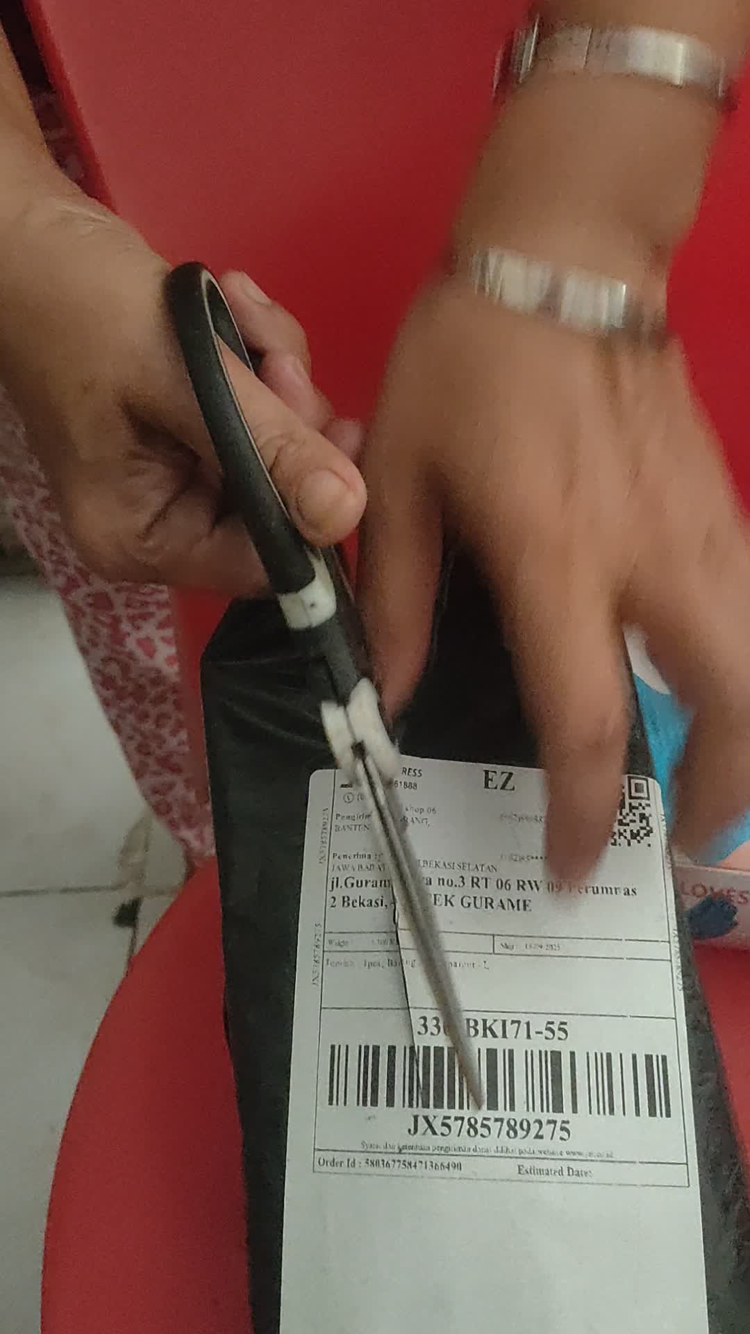review image 0