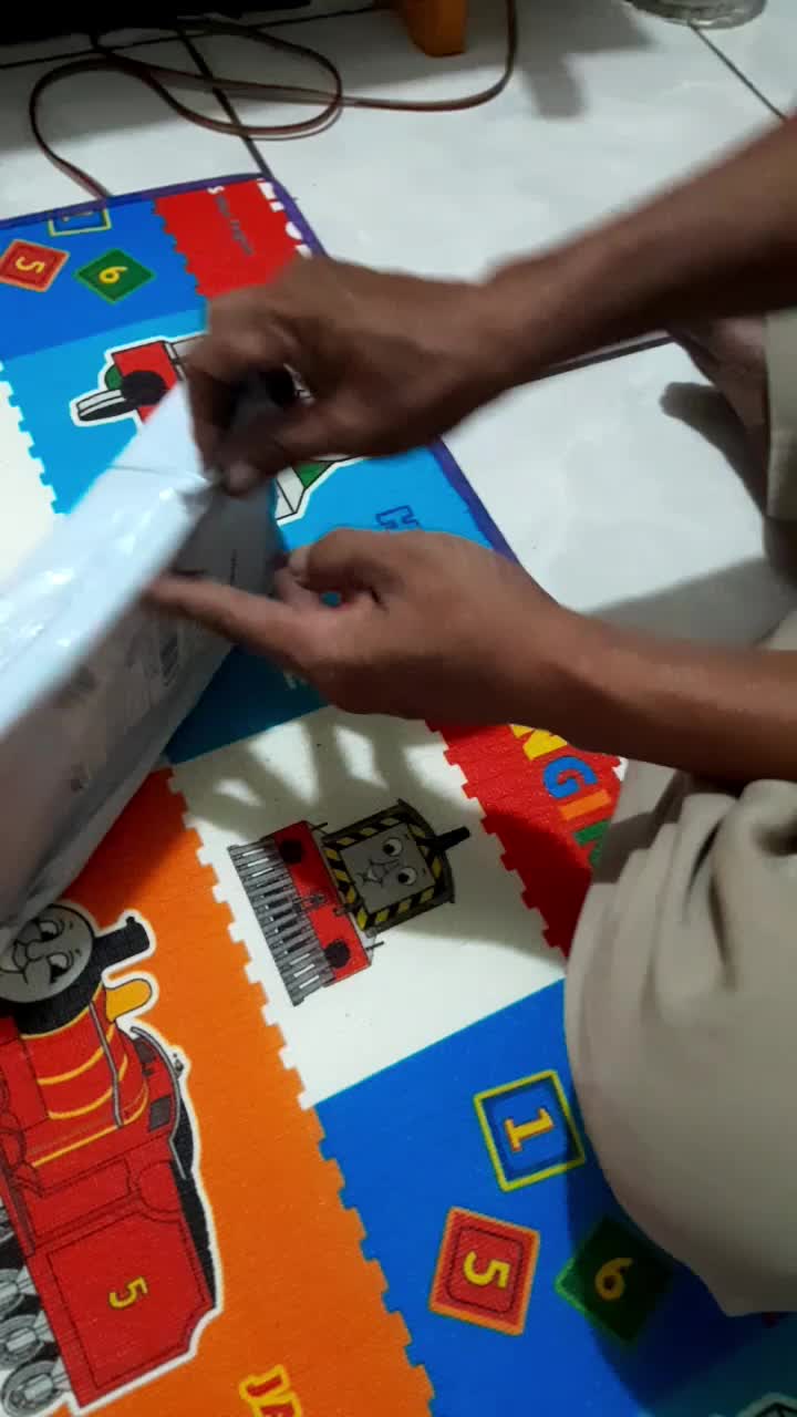review image 0