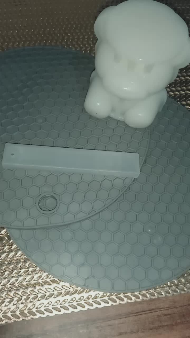 review image 0