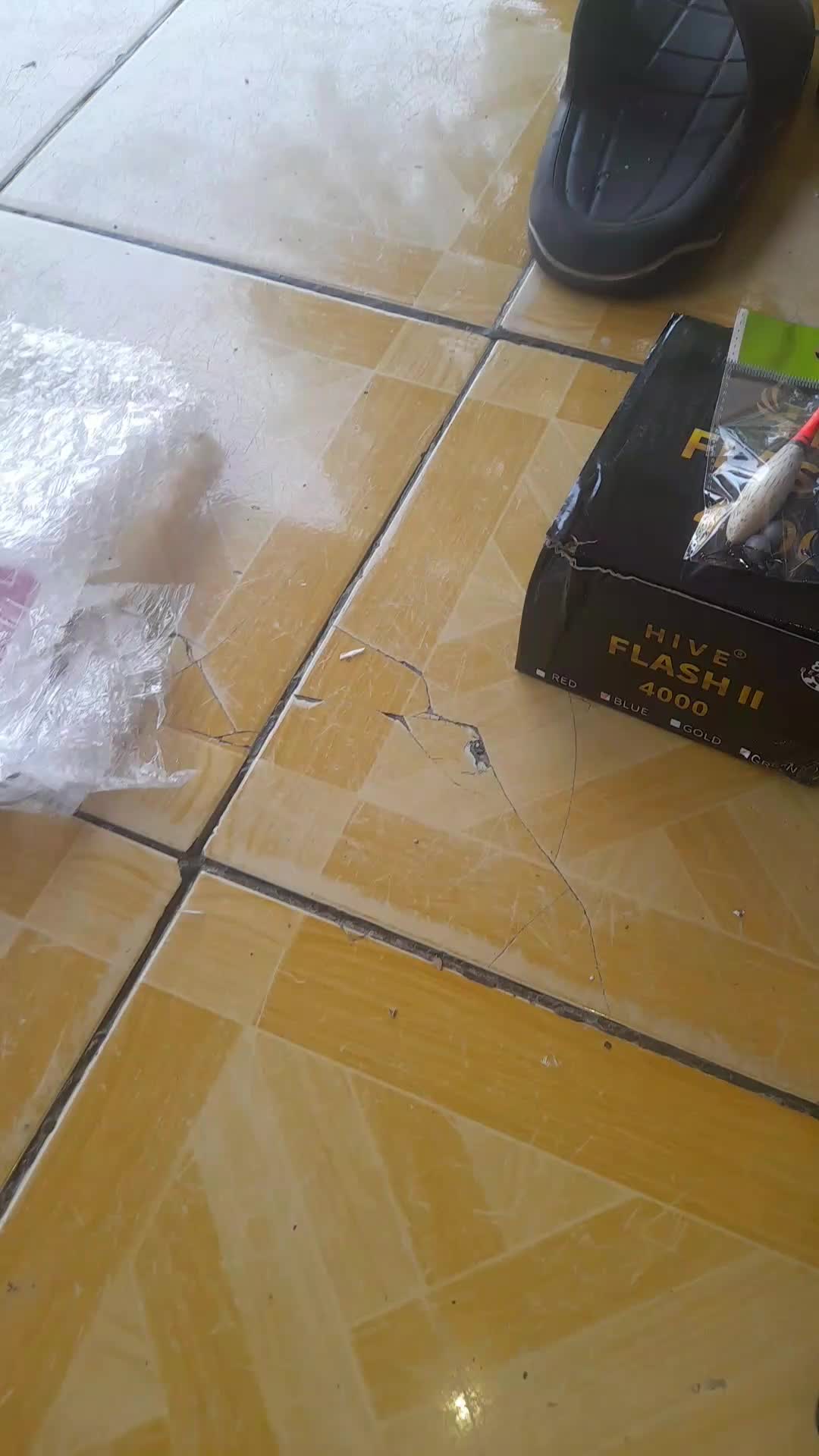 review image 0