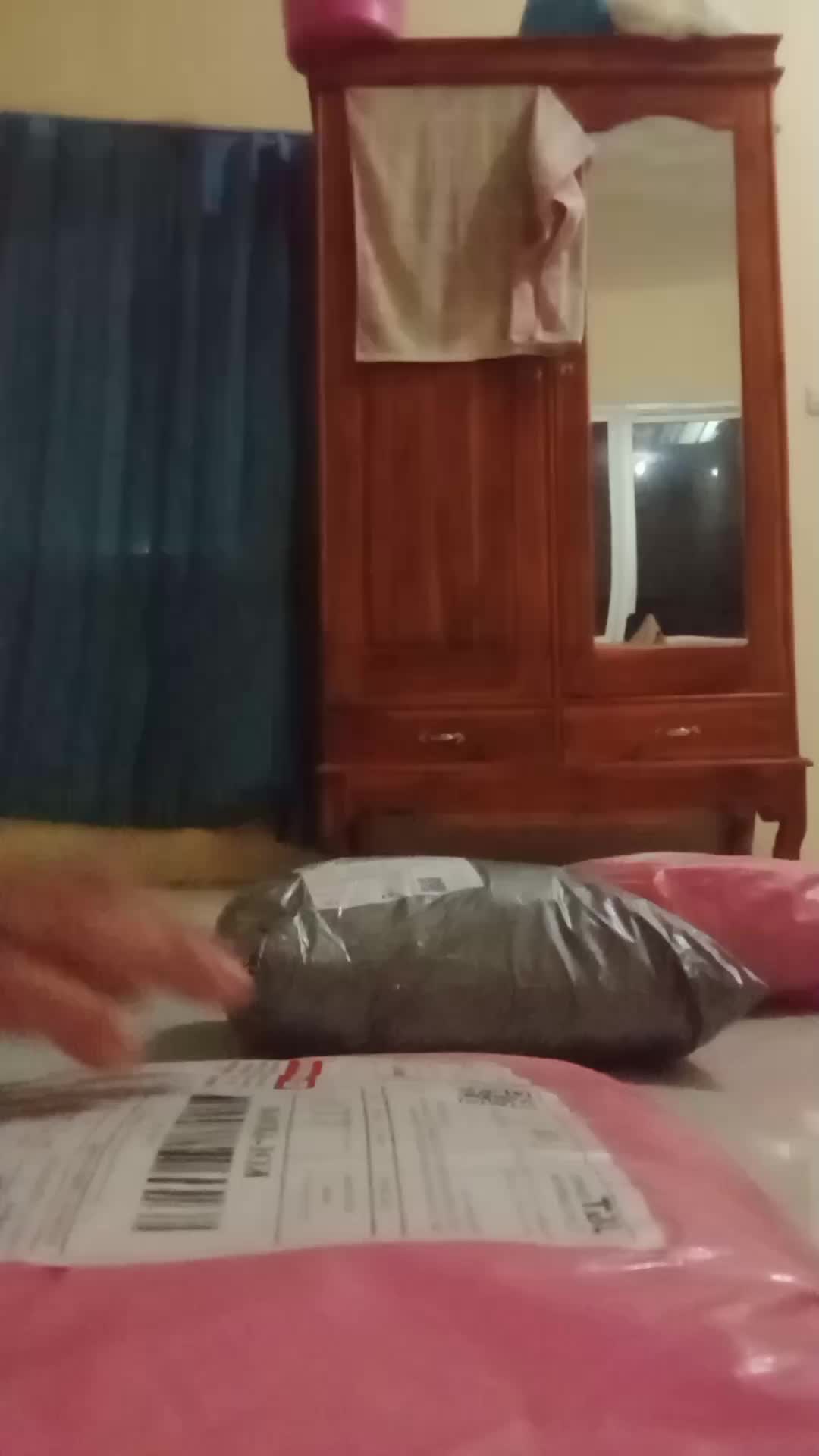review image 0