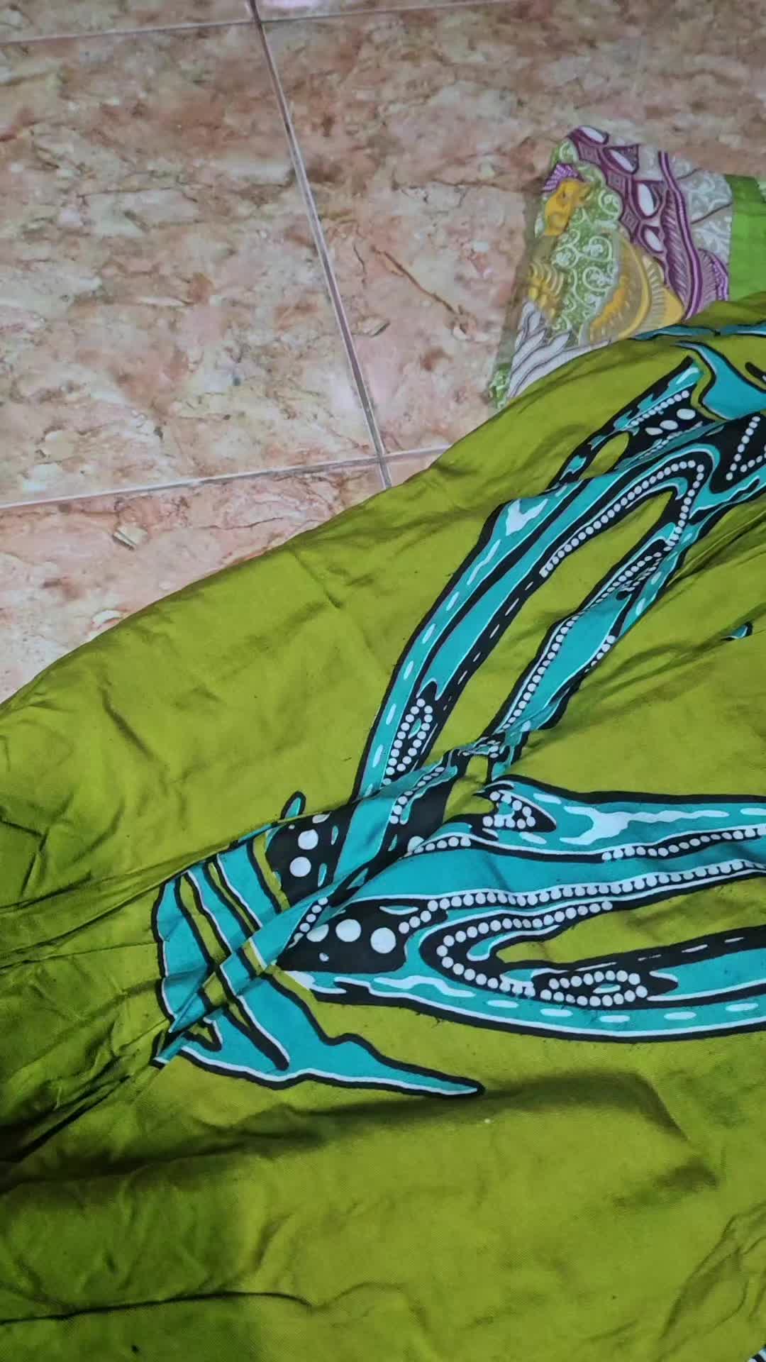 review image 0