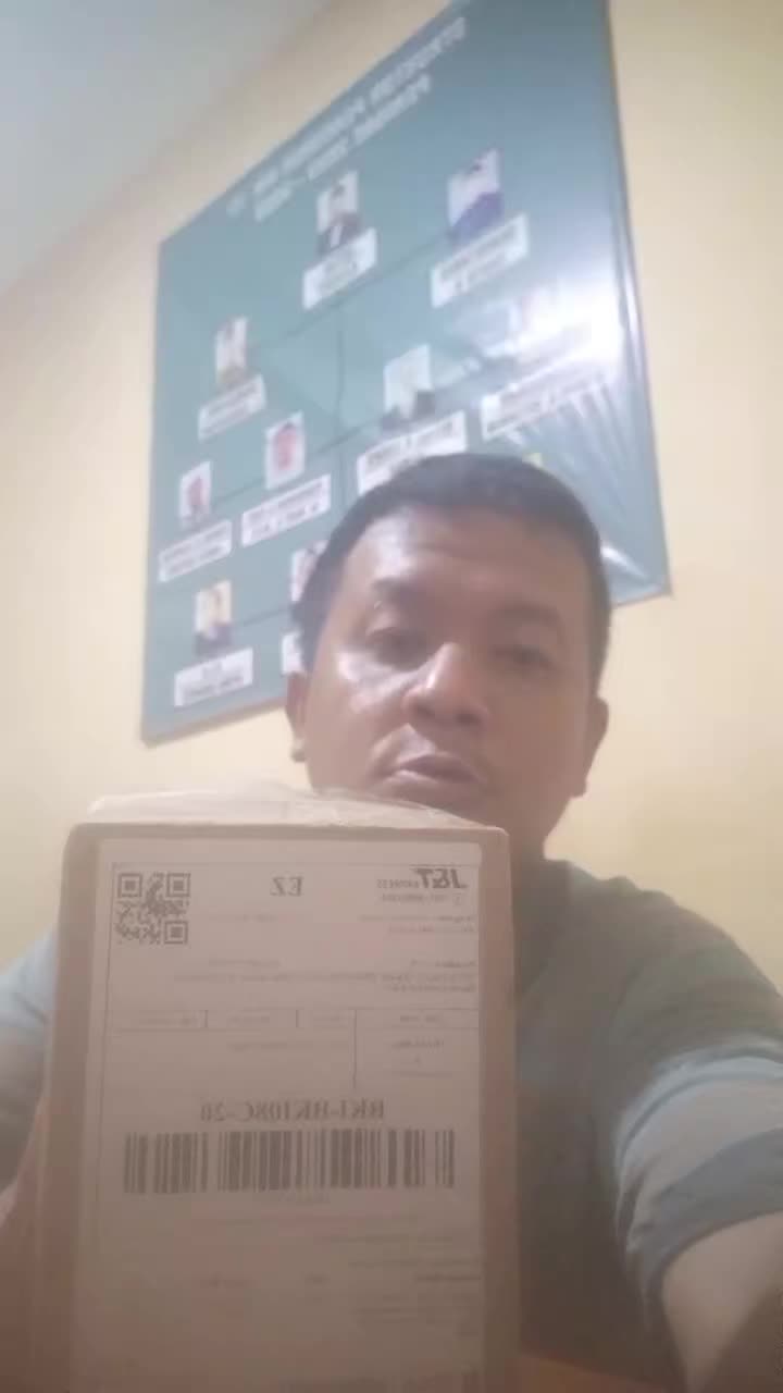 review image 0