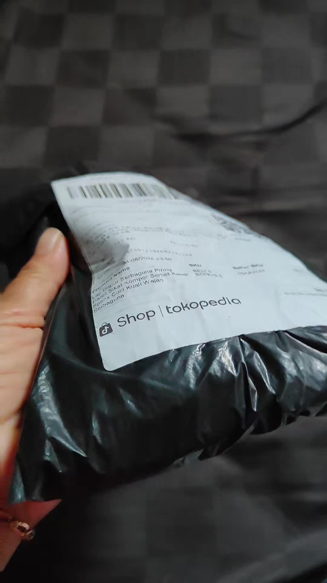 review image 0