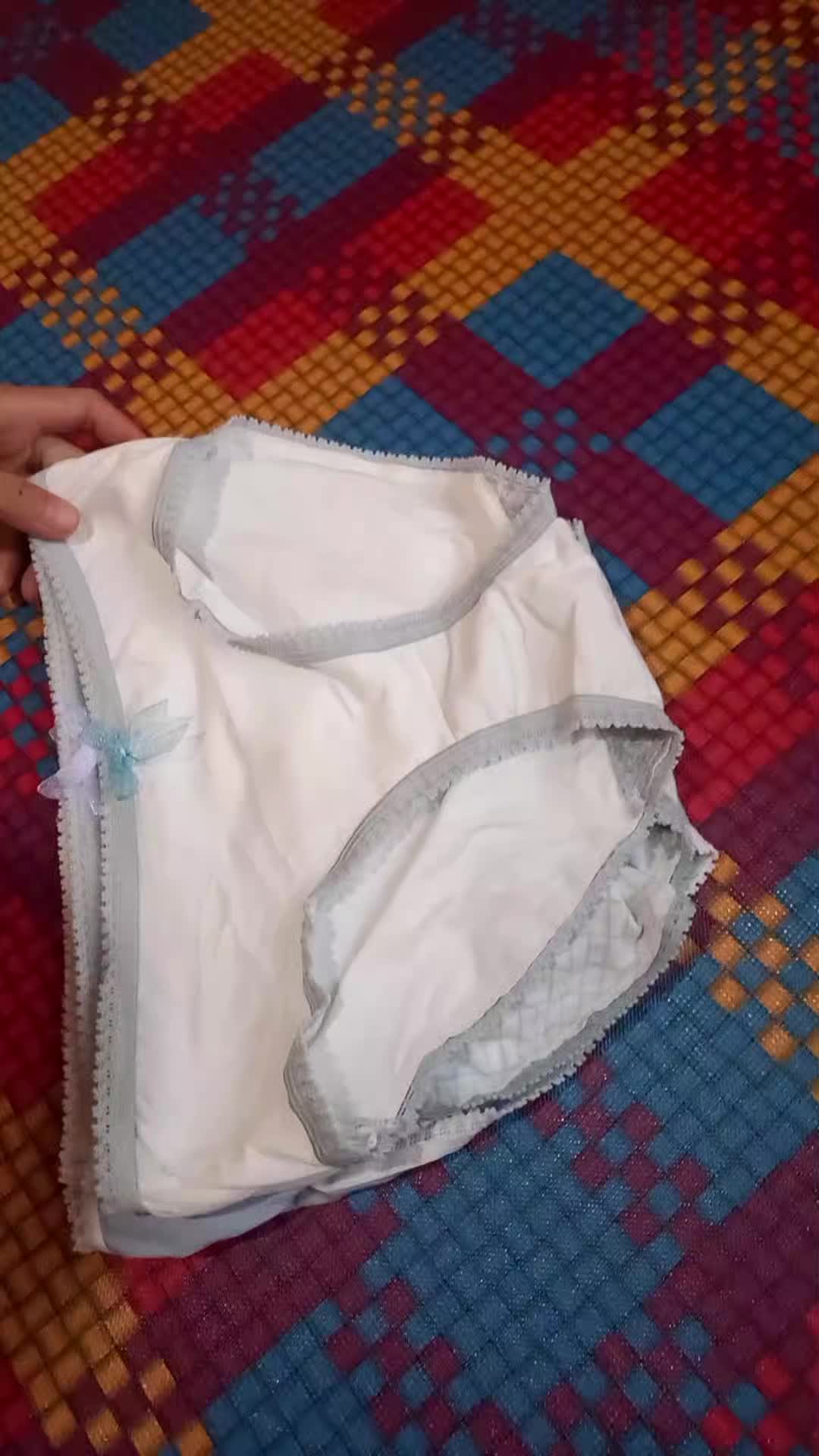 review image 0