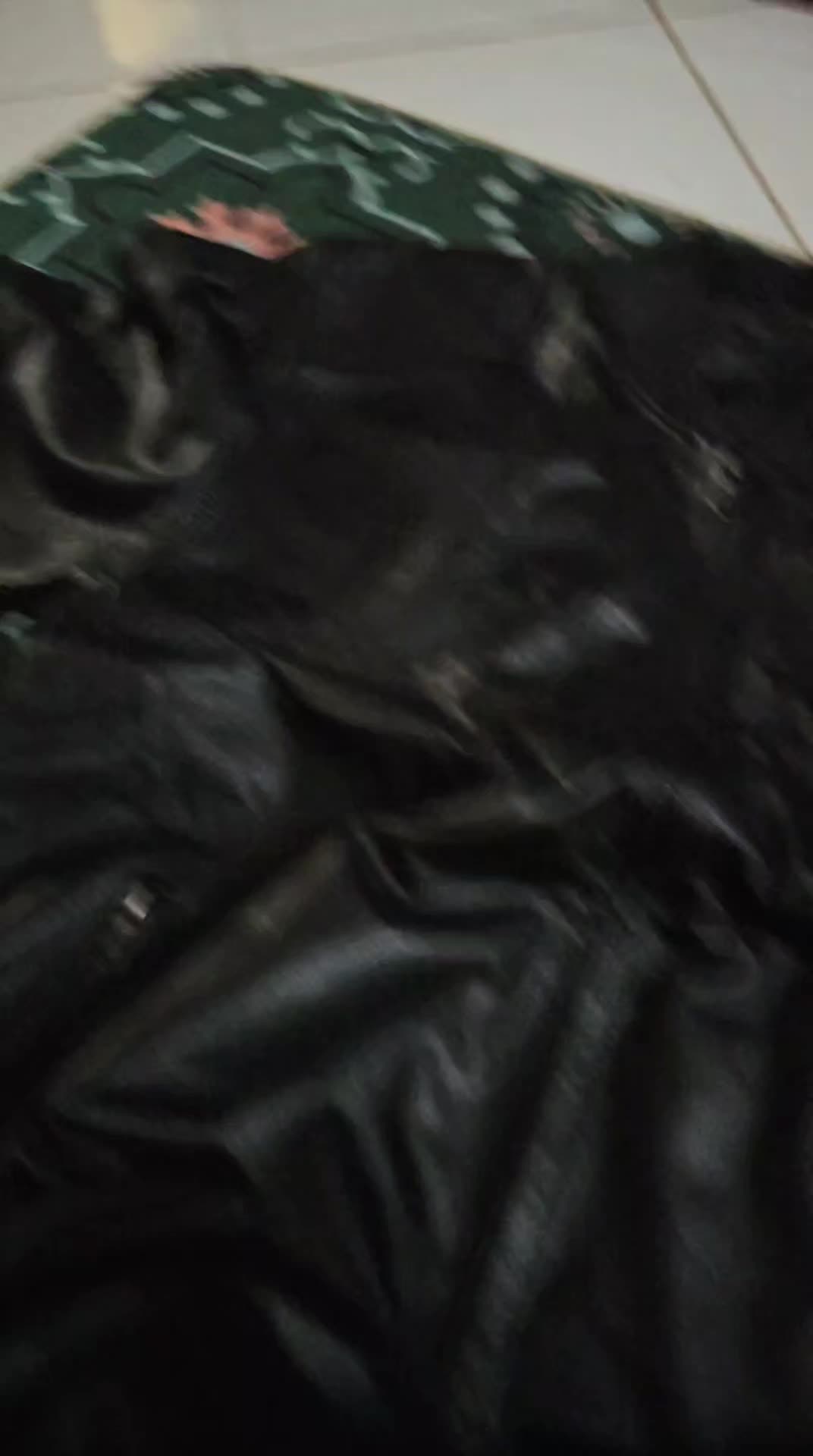 review image 0