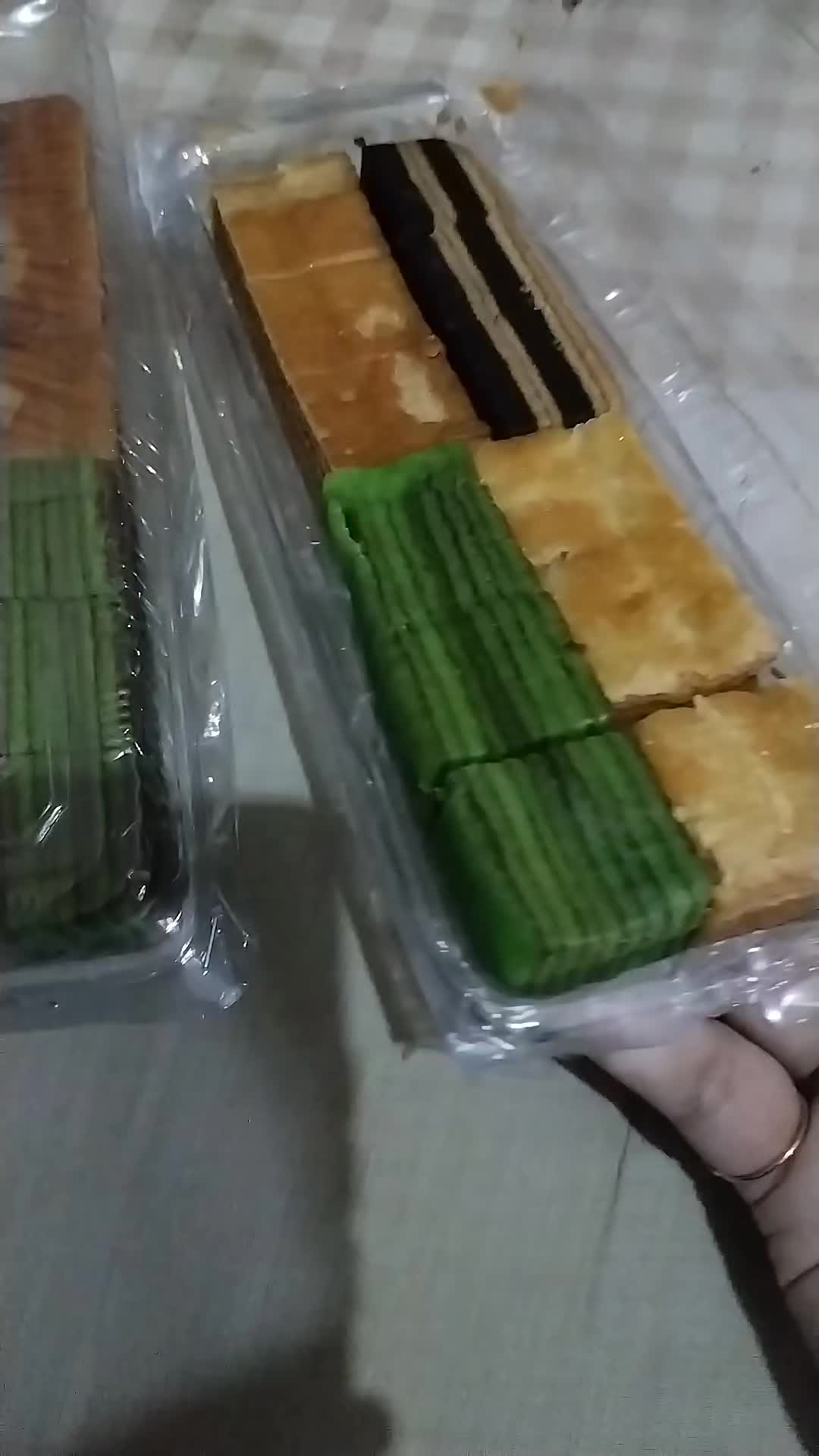 review image 0