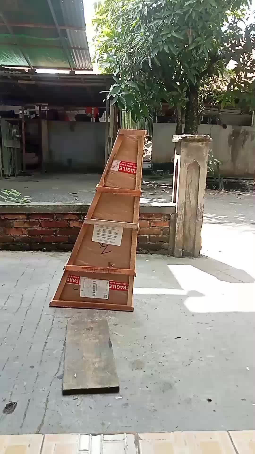 review image 0