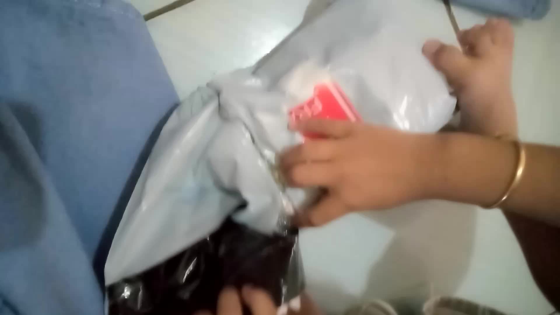 review image 0