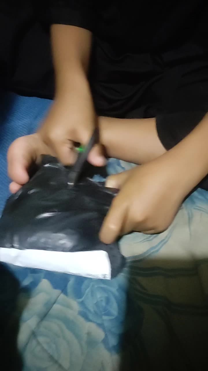 review image 0