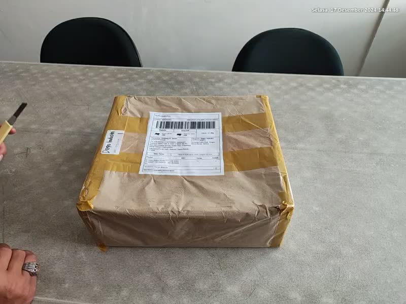 review image 0