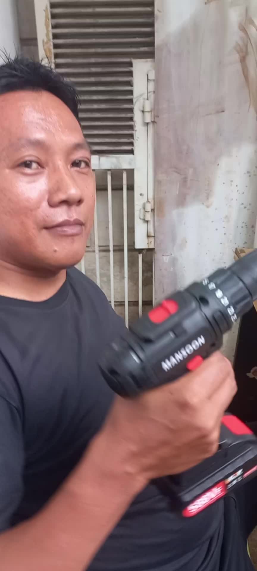 Product Review of MANSOON Bor Mesin Elektrik Drill 10mm Set Reversible Mesin Bor Tangan Listrik from H**9 0