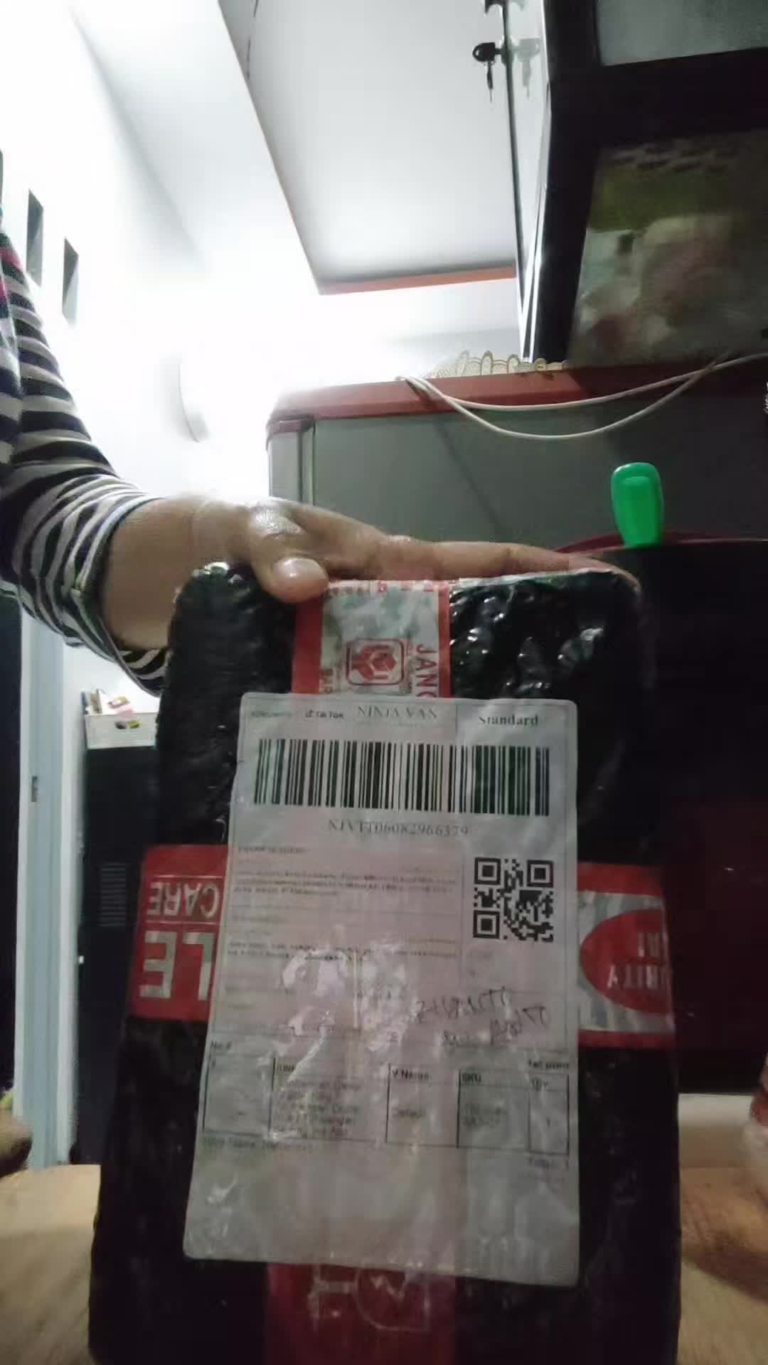 review image 0