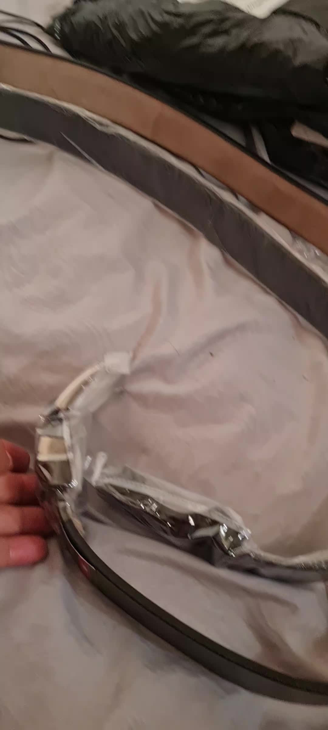 review image 0