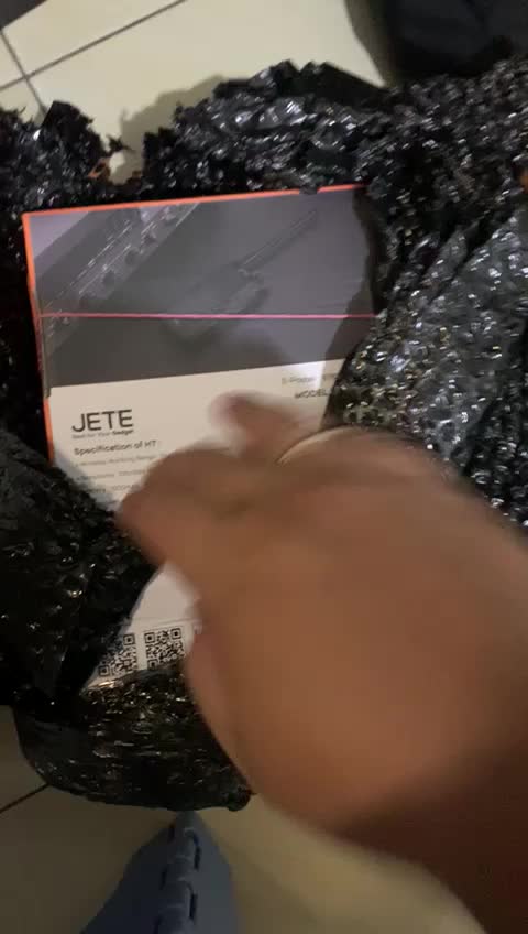 review image 0