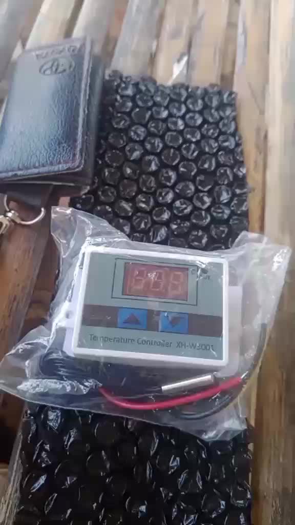 review image 0