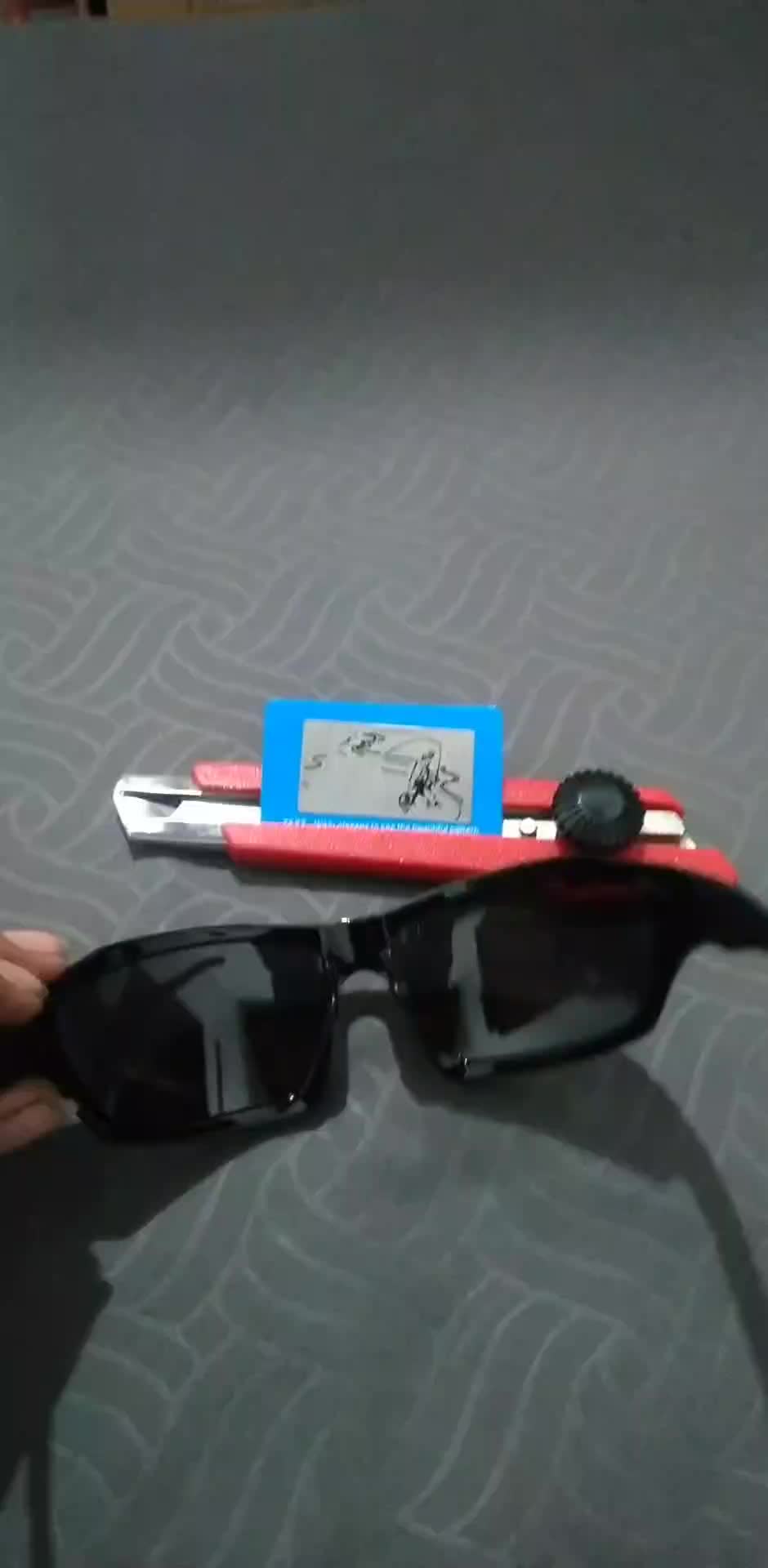review image 0